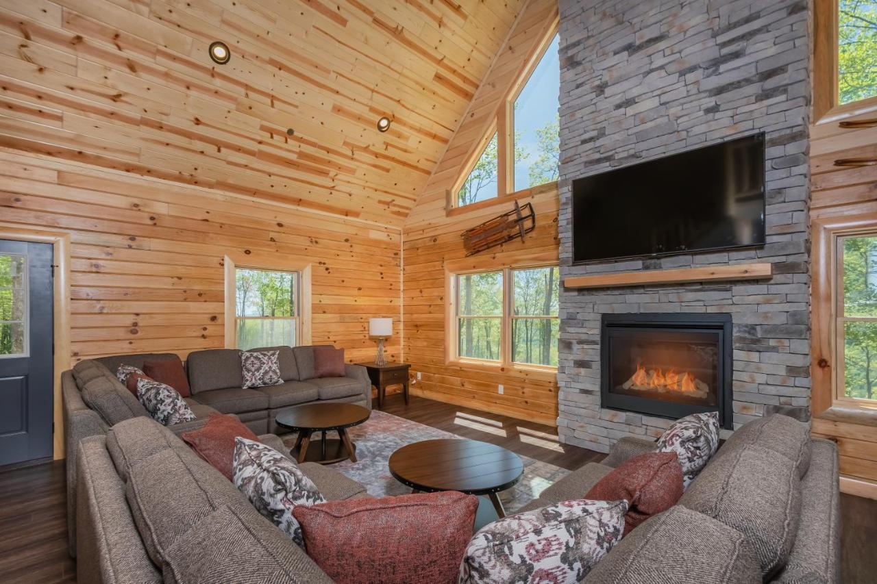 Cjs Mountain Lodge McHenry Ngoại thất bức ảnh